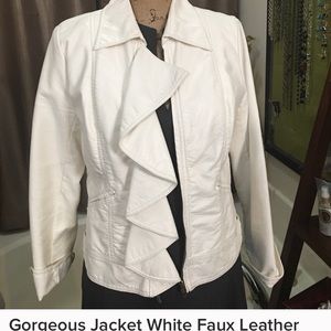 Candie’s Gorgeous Jacket White Faux Leather Coat L